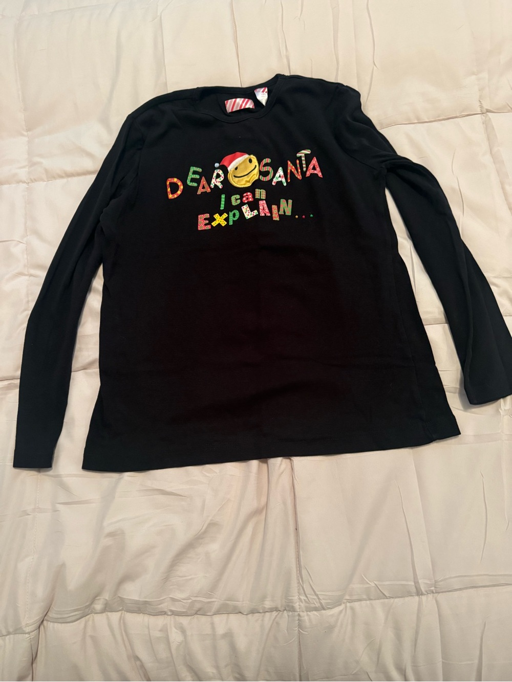 Black Long-Sleeve Kids' Holiday Tee with Festive Emoji Graphic